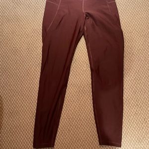 Burgundy Old Navy Active 7/8 Leggings
